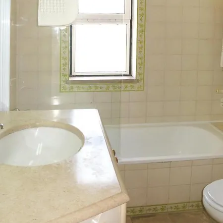 Villa Sleeps 7 With Pool&wifi Azinhal e Amendoeira